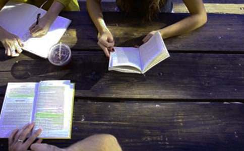 �����Ĵ�W(xu��)�������ģ����x5ƪ��