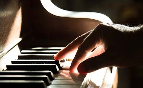 �y���ĵ�һ�Ώ�������600��