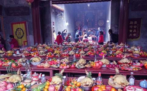 在春天里祭祖作文