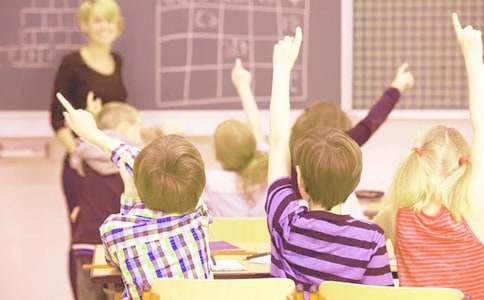 《郭沫若詩(shī)兩首》教學(xué)設(shè)計(jì)