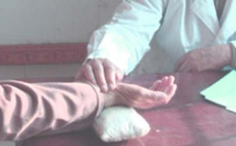 ��������ȥ����С�W(xu��)������600��