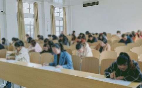 ��ԇ�ķ�˼���ģ����x33ƪ��