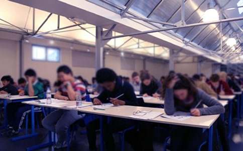 2024���꼉Ӣ�Z�Ե�һ���¿�ԇ��