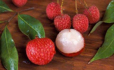 ����Ʒ����֦����300��8ƪ