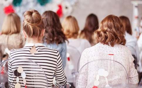 留學(xué)生的寒假趣味生活作文