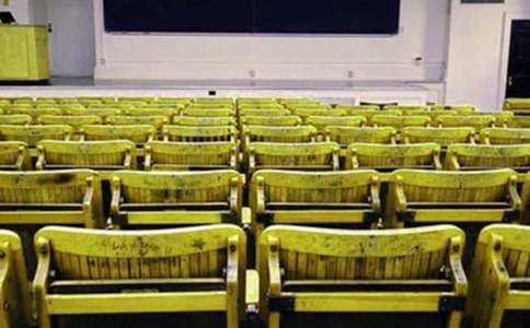 С�W(xu��)���ж�ĸУ���ġ��x�ǡ�