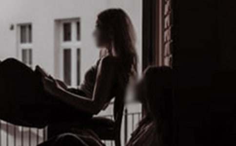 �L(f��ng)һ�ӵ�Ů������800��