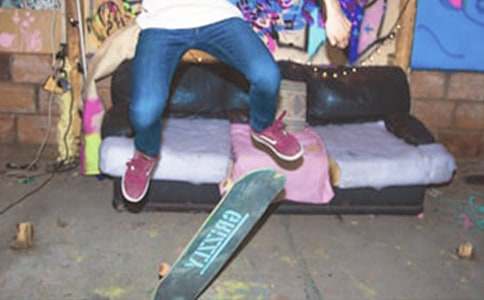 ��ꖹ���������600��