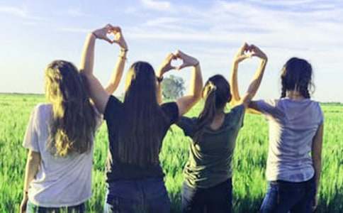 �ҵ�ͬ�W(xu��)600�ֳ������ģ�ͨ��18ƪ��