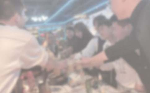 ��˾�T���۲ͻ��(d��ng)���������x17ƪ��