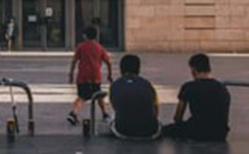 �����������ЌW(xu��)������600��