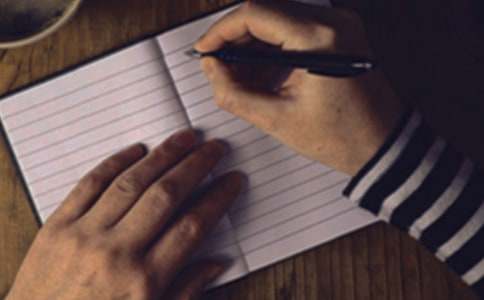 ��һ�����}����