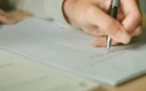 介紹英雄人物作文(精選30篇)